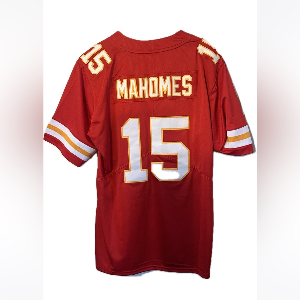 COPY - Men’s small- Unbranded Kansas City Chiefs Patrick Mahomes jersey #15.